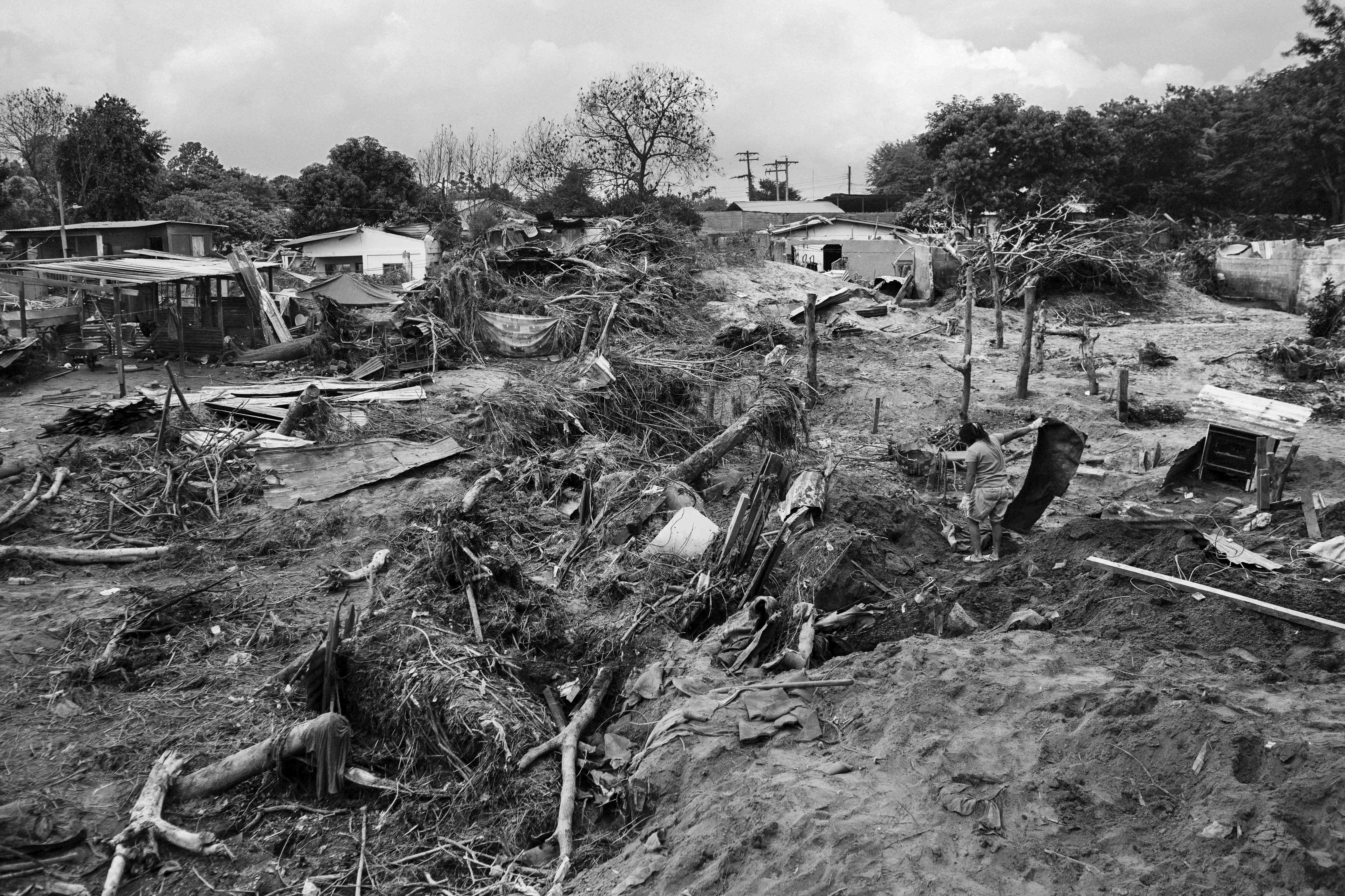 Imagen panorámica de la destrucción causa por ETA y Iota en Chamelecón, San Pedro Sula. 