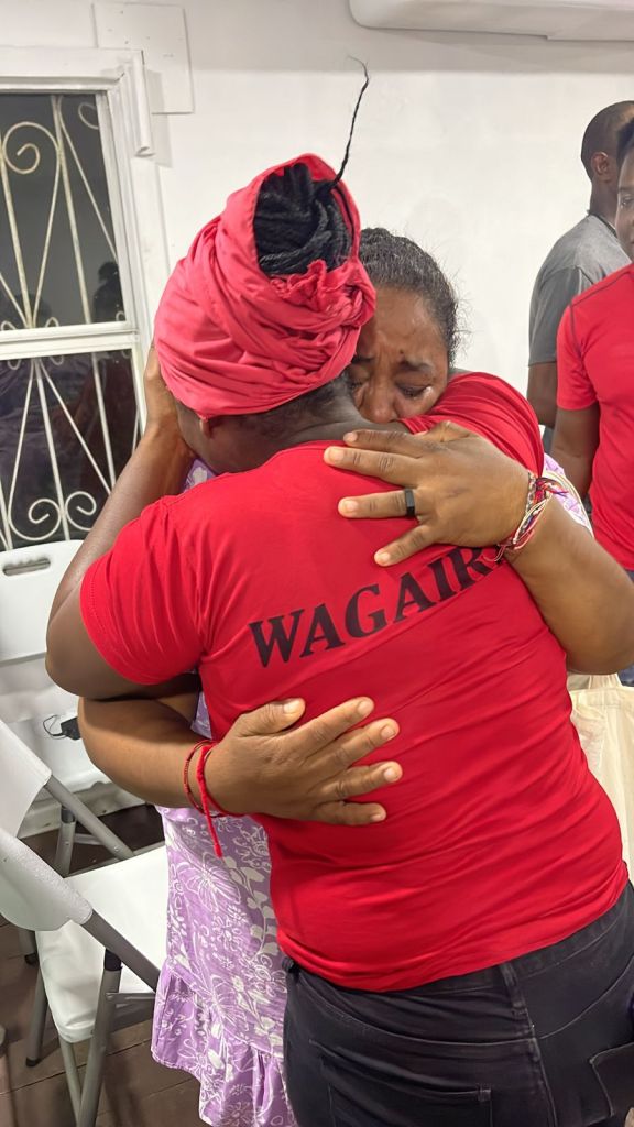 Dos de las defensoras garífunas puestas en libertad. Foto: Amílcar Cárcamo para Reportar Sin Miedo