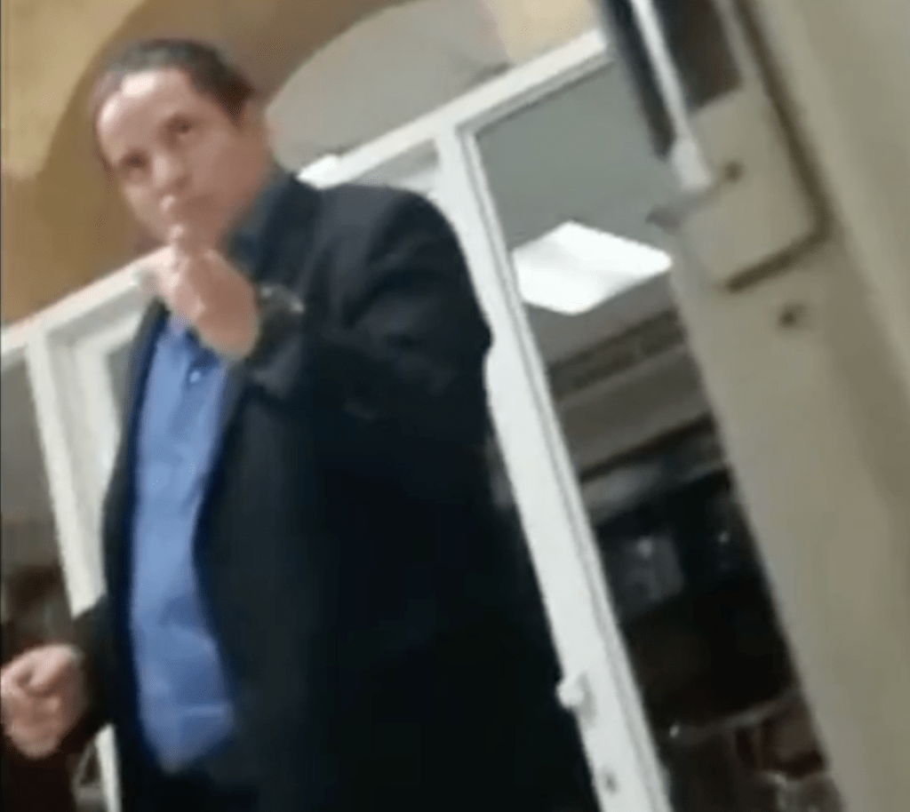 Leonel Alejandro Gómez Sánchez, gerente del Sanaa, se disculpó tras insultar a Estefany Núñez, quien horas después de publicar el video anunció que la removieron de su cargo