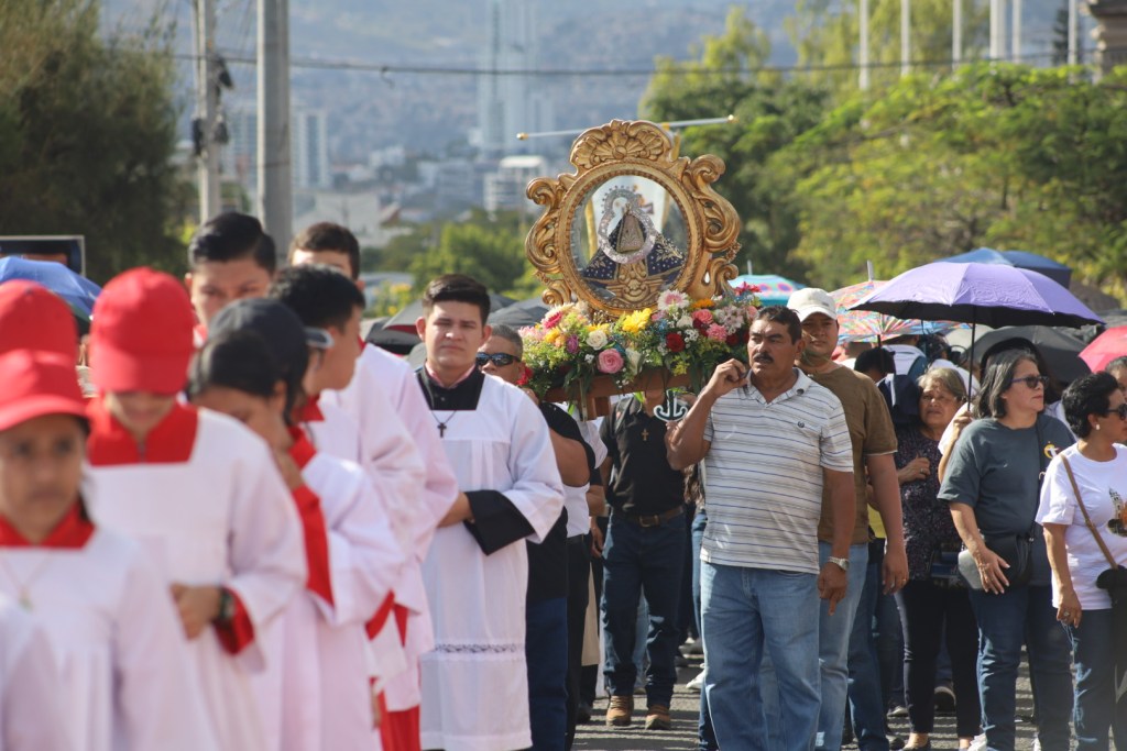 Conmemoración de la virgen de Suyapa en Honduras.