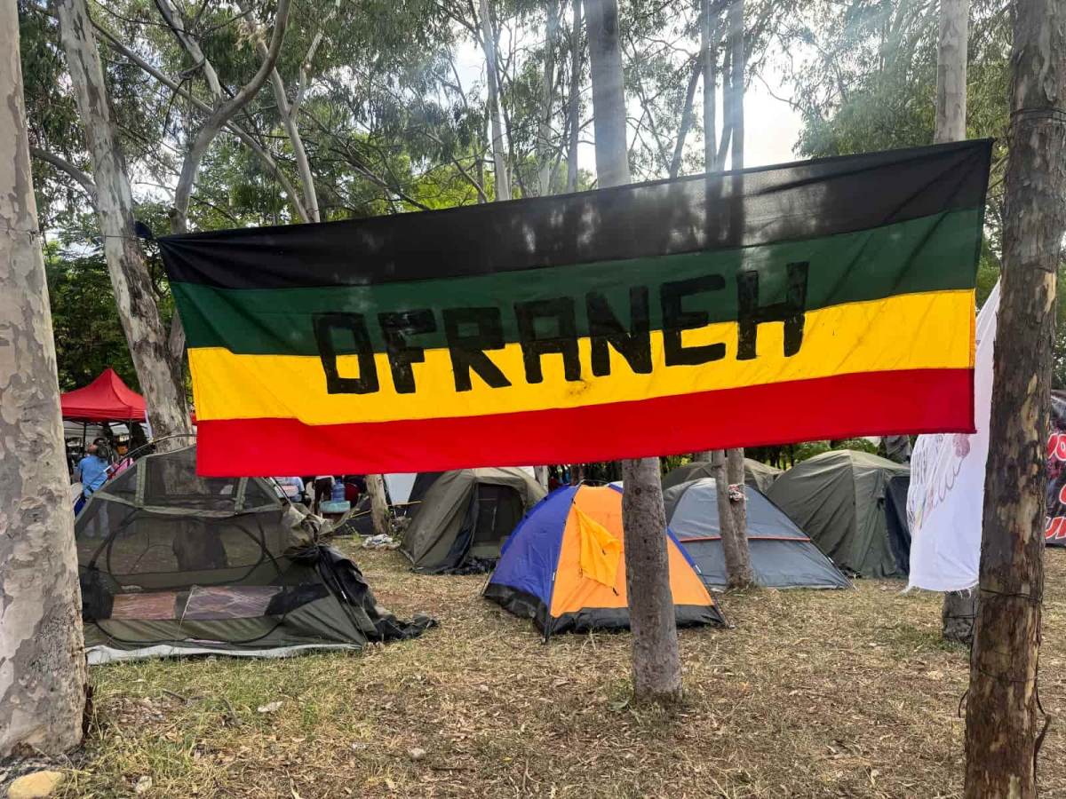 Un campamento y una voz garífuna en rebeldía: los escenarios abiertos