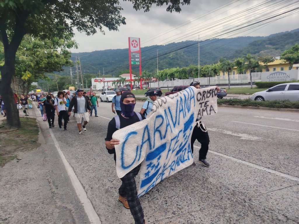 La Cararana Migrante saliendo desde San Pedro Sula.
