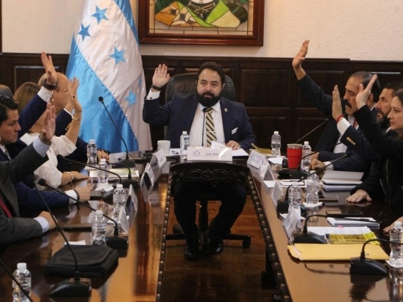Presentan requerimiento fiscal contra Luis Redondo y exmiembros de la Comisión Permanente